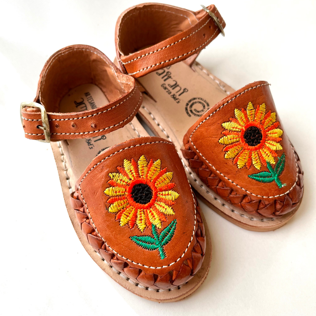 Baby mexican 2025 huaraches sandals